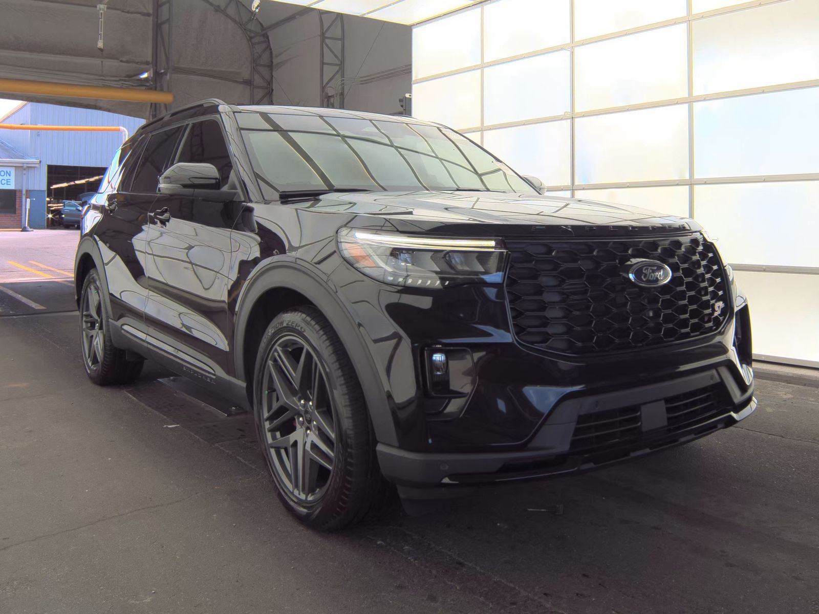 2025 Ford Explorer ST AWD