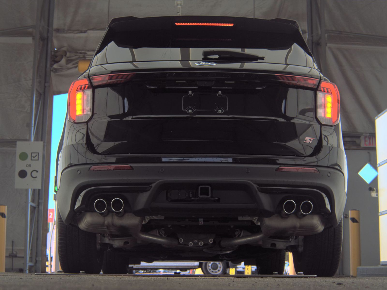 2025 Ford Explorer ST AWD