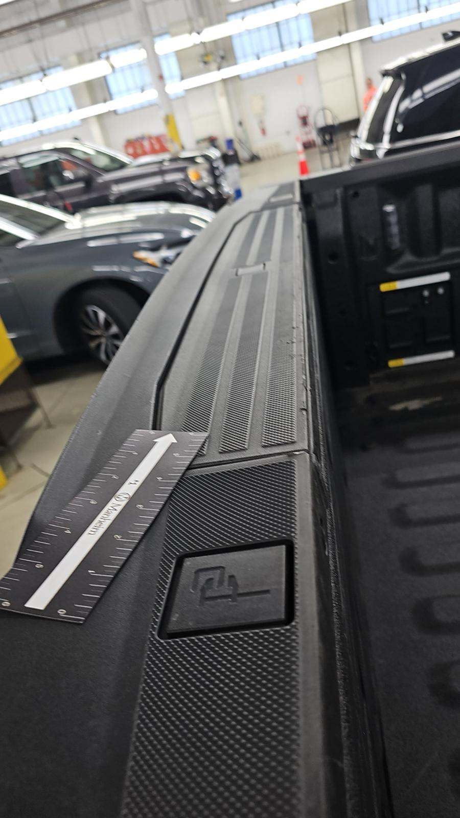 2023 Ford F-150 Hybrid Lariat AWD