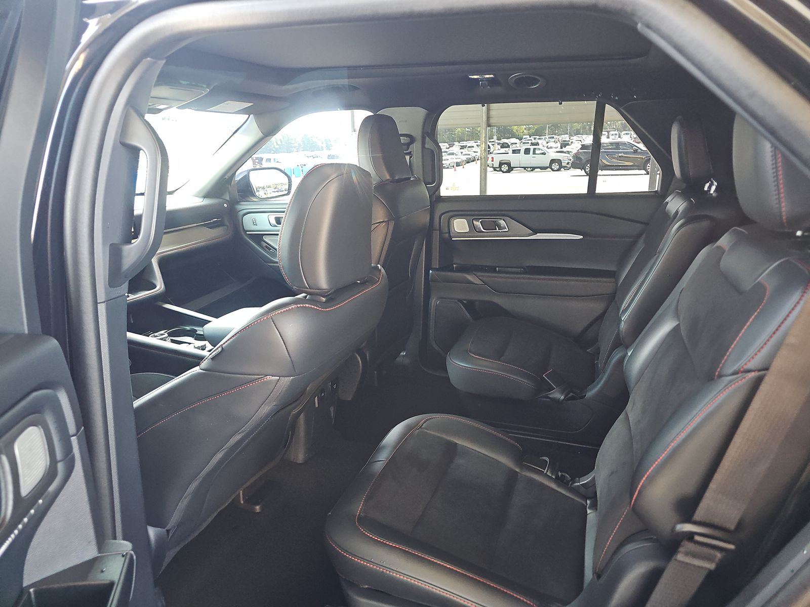 2025 Ford Explorer ST AWD