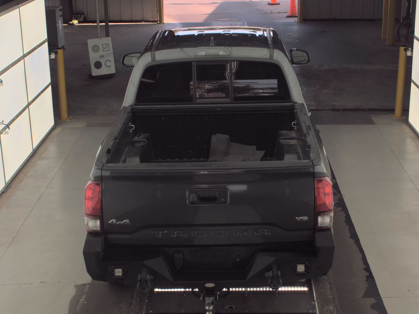 2023 Toyota Tacoma SR AWD