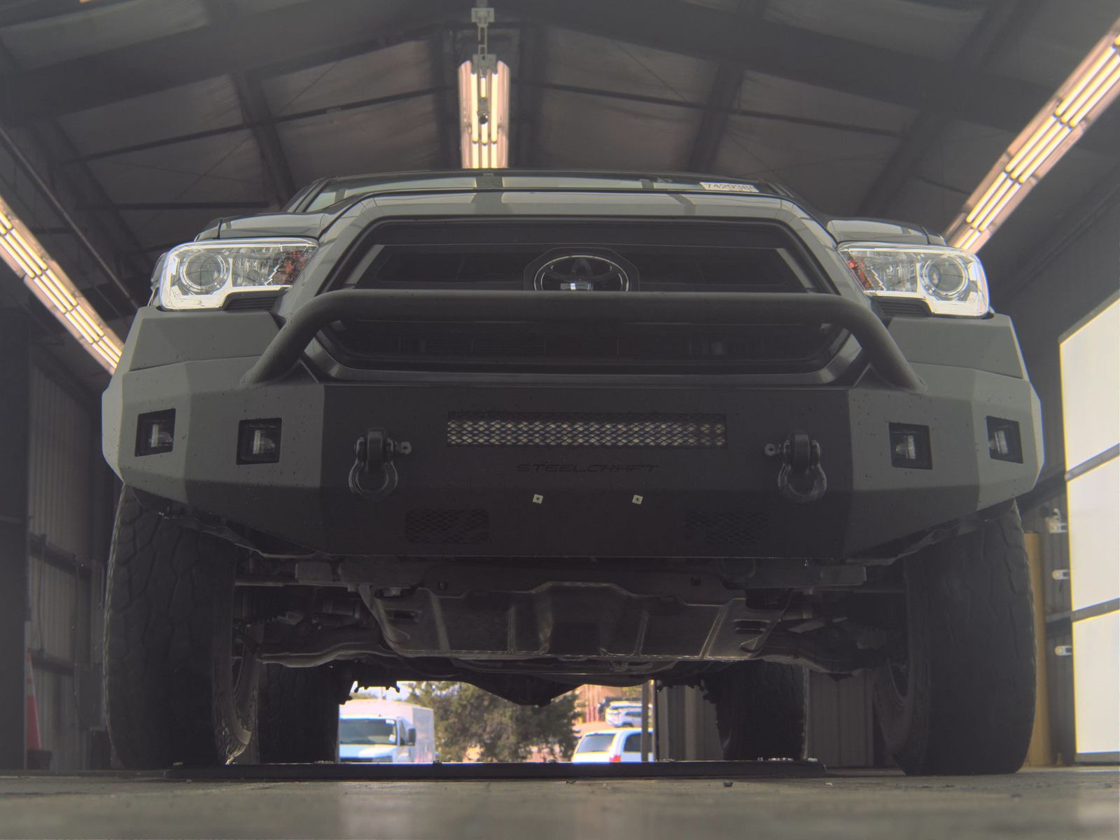 2023 Toyota Tacoma SR AWD
