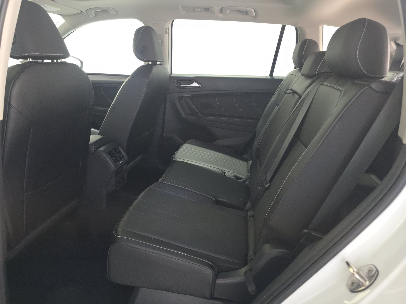 2023 Volkswagen Tiguan 2.0T SE FWD