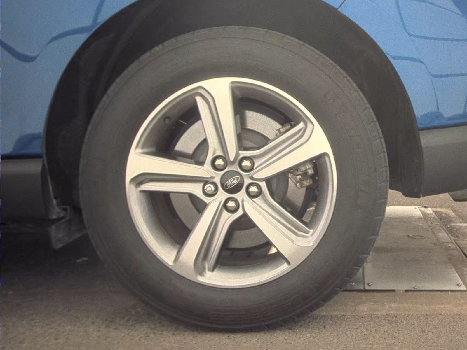 2023 Ford Edge SEL AWD