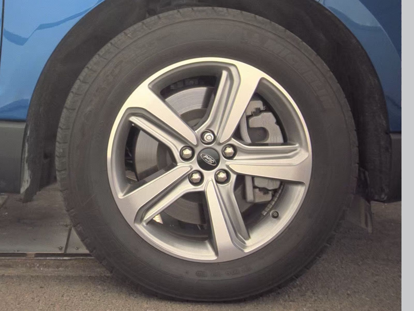 2023 Ford Edge SEL AWD