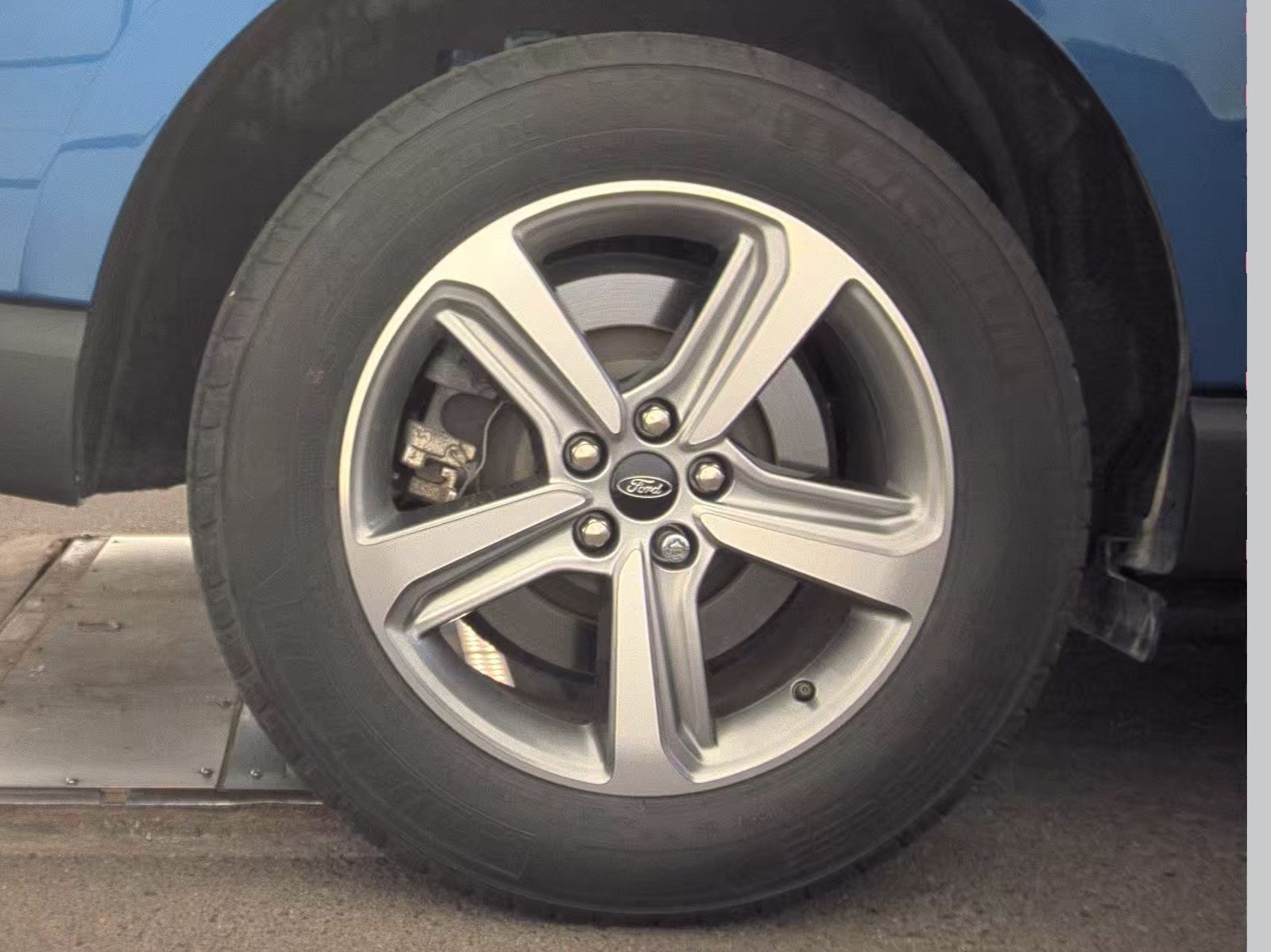 2023 Ford Edge SEL AWD