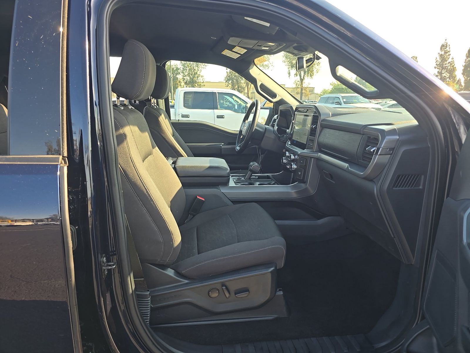 2025 Ford F-150 Hybrid XLT AWD