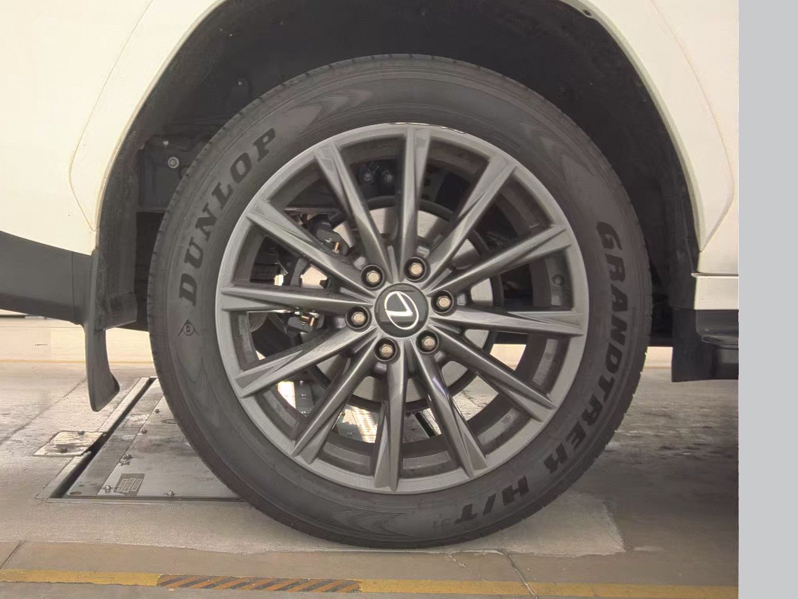 2025 Lexus LX LX 600 F SPORT Handling AWD