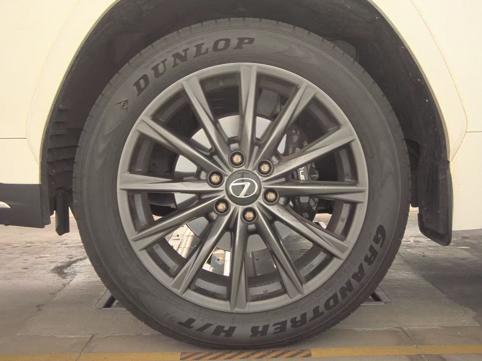 2025 Lexus LX LX 600 F SPORT Handling AWD