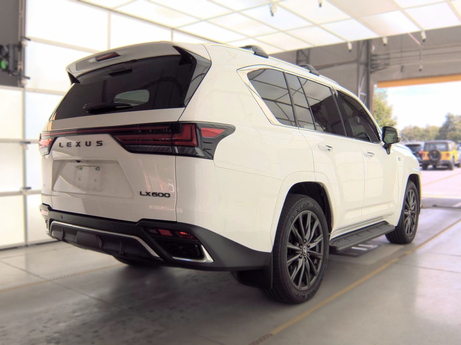2025 Lexus LX LX 600 F SPORT Handling AWD