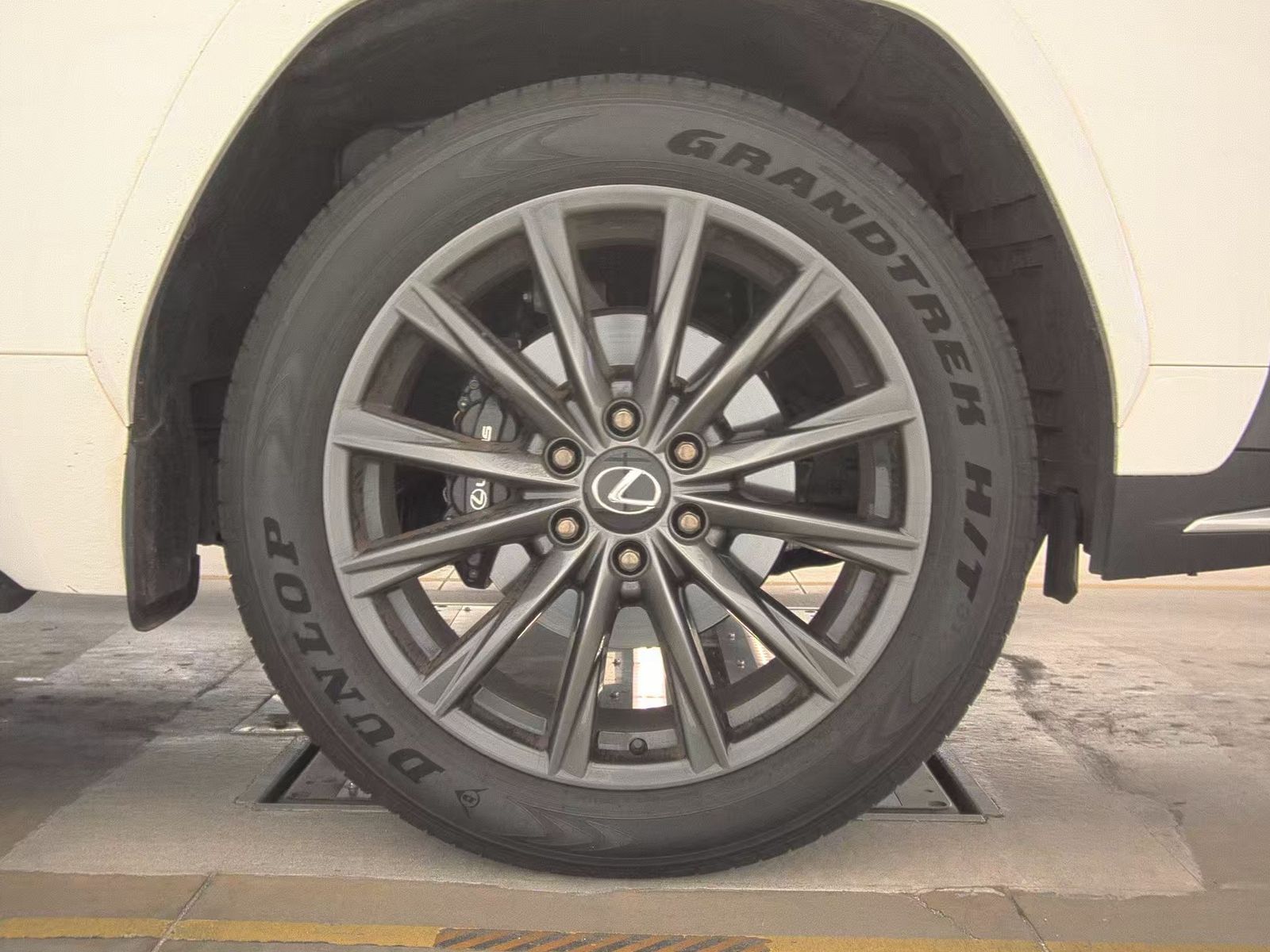 2025 Lexus LX LX 600 F SPORT Handling AWD
