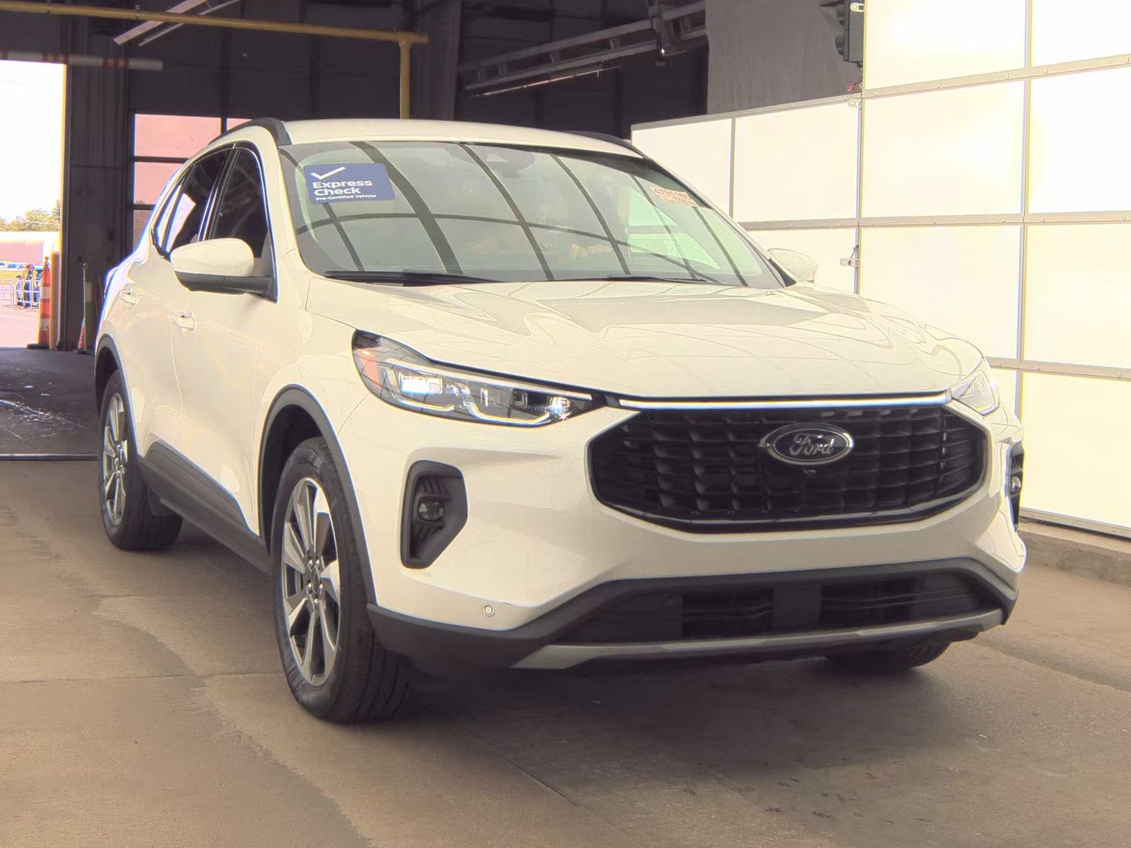 2025 Ford Escape Hybrid Platinum AWD