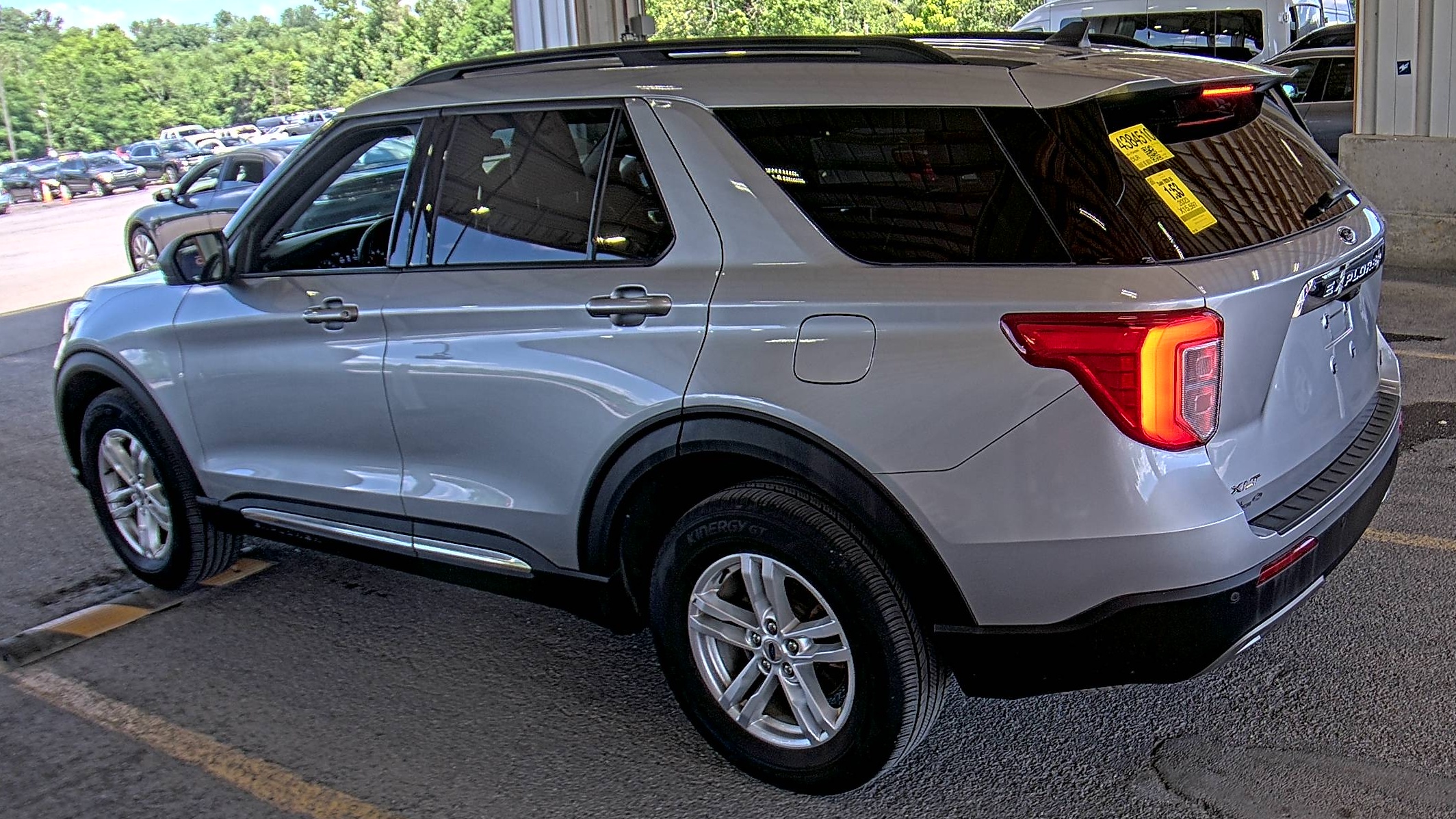 2023 Ford Explorer XLT AWD