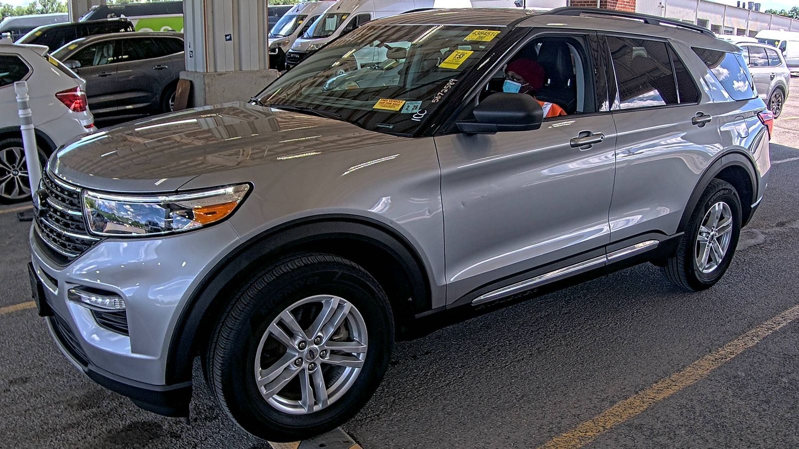2023 Ford Explorer XLT AWD
