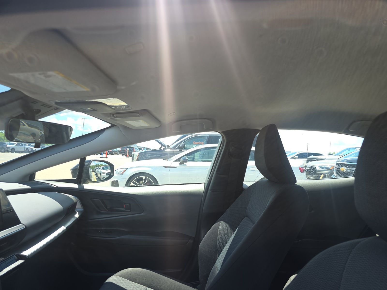 2025 Toyota Prius LE FWD