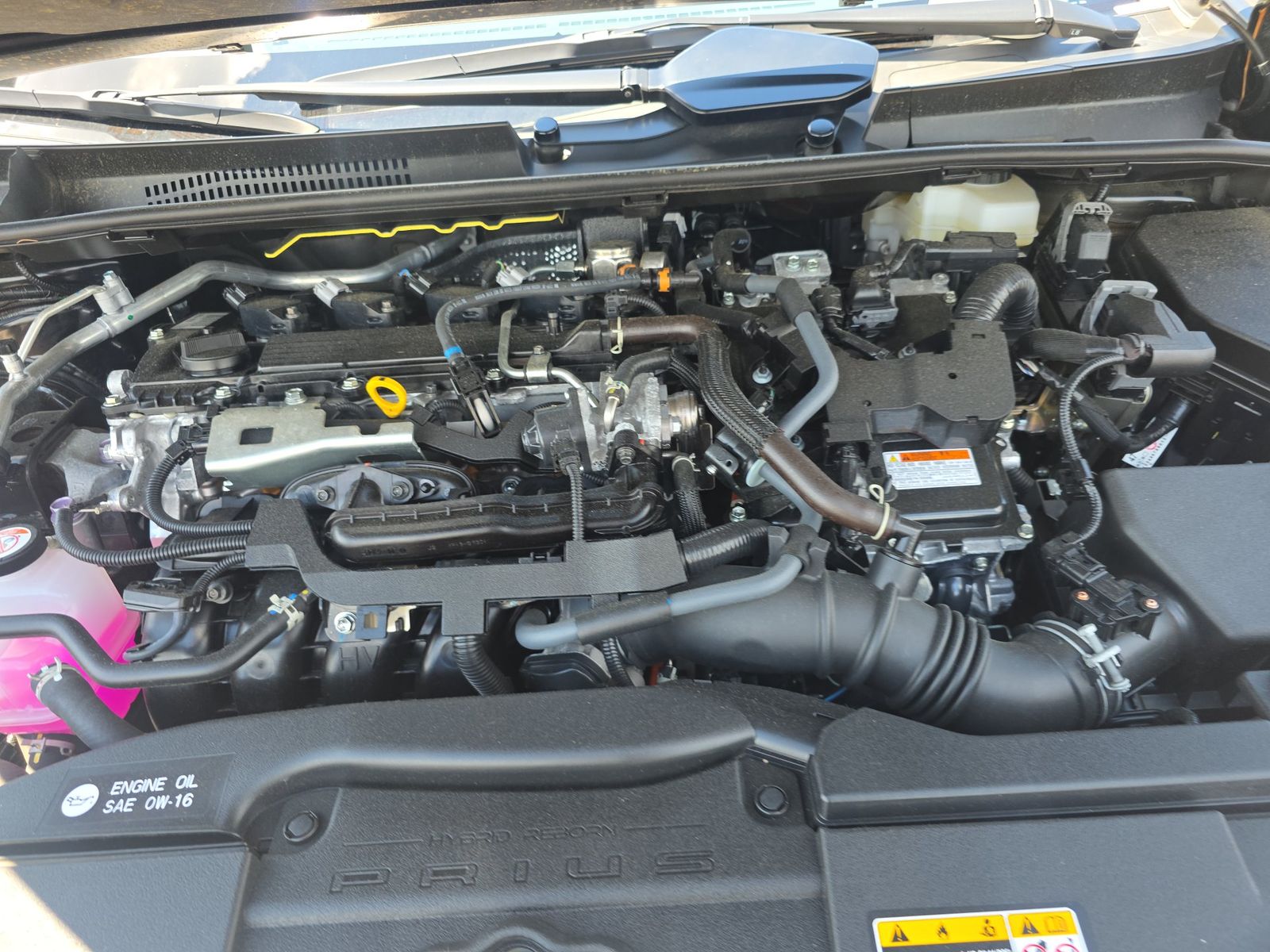 2025 Toyota Prius LE FWD