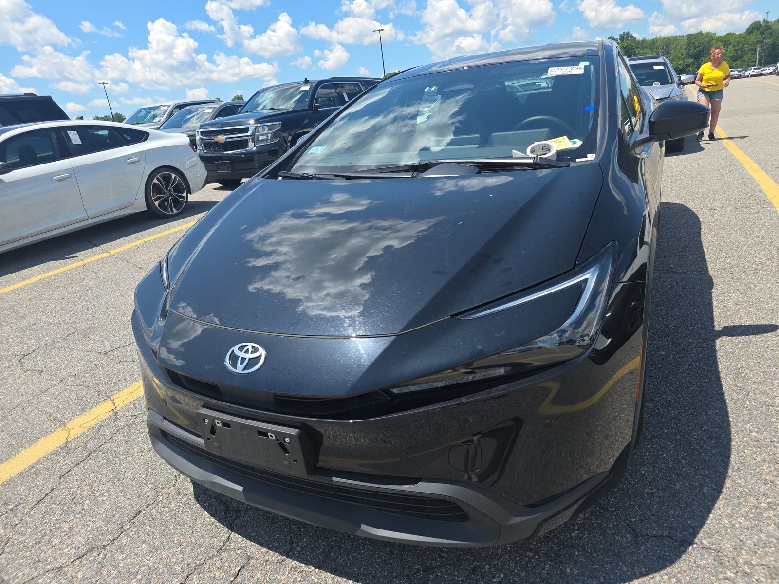 2025 Toyota Prius LE FWD