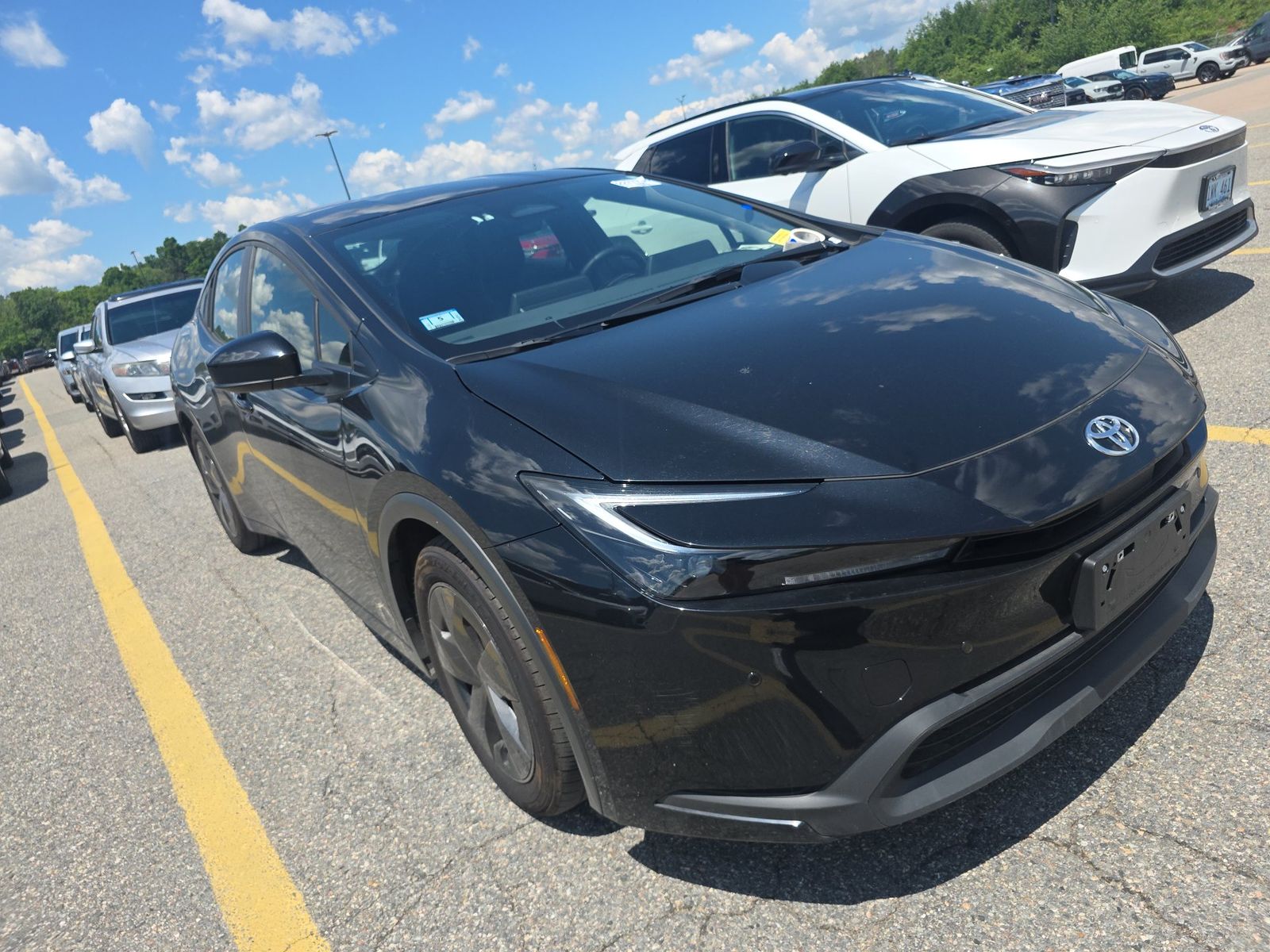 2025 Toyota Prius LE FWD