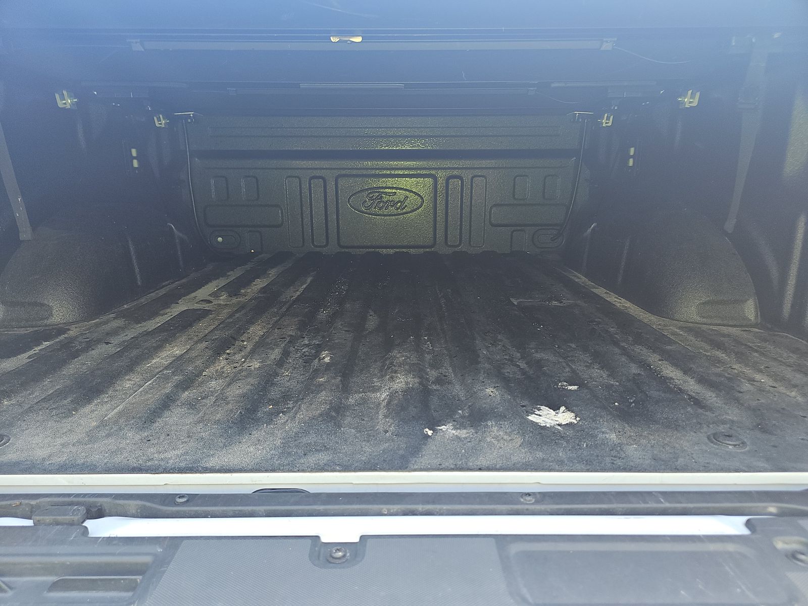 2025 Ford F-150 Lariat AWD