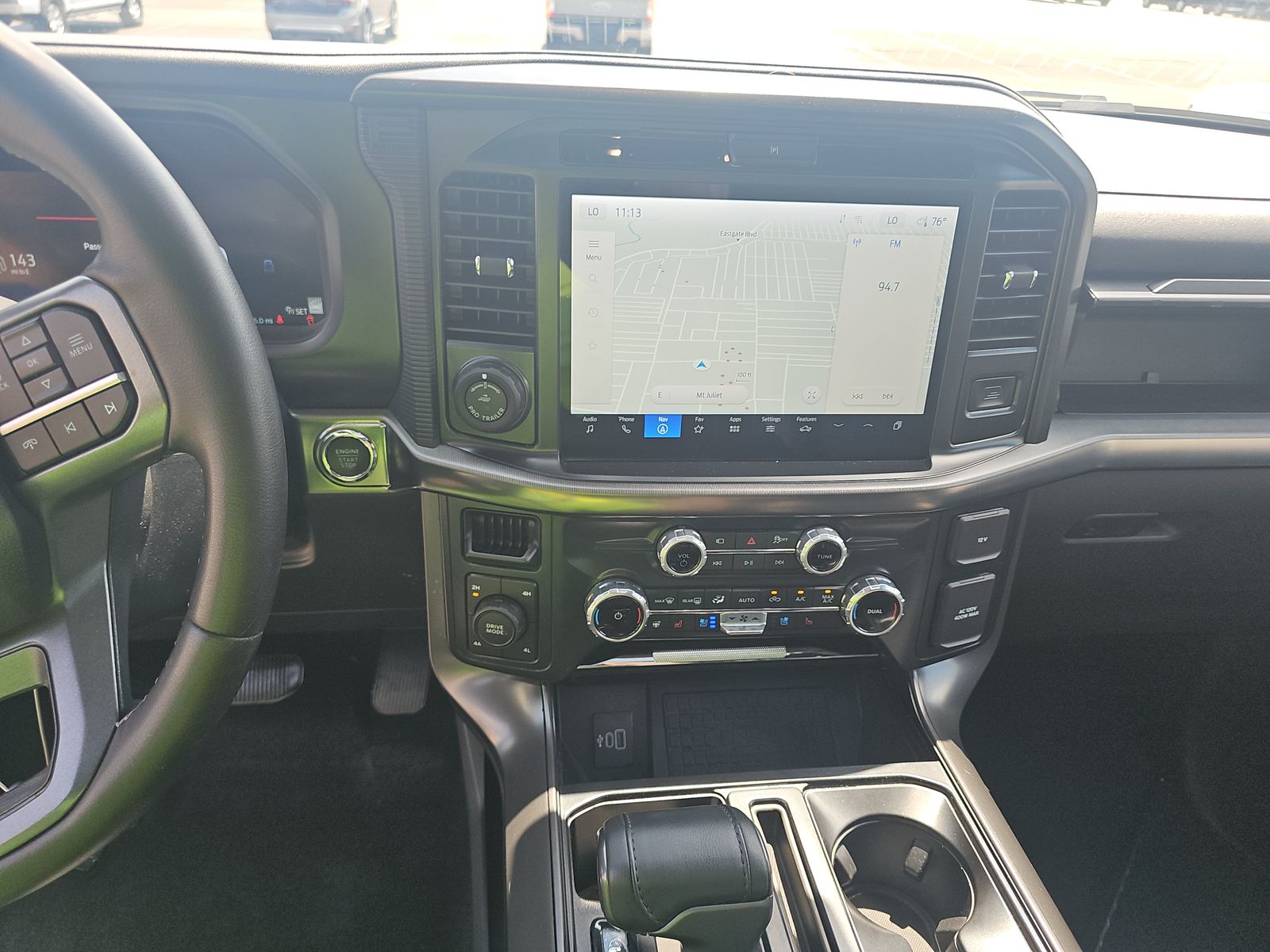 2025 Ford F-150 Lariat AWD