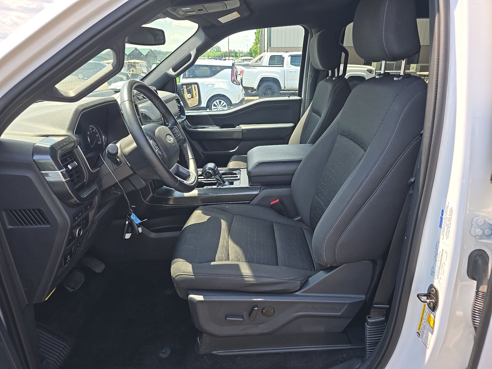 2023 Ford F-150 XLT AWD
