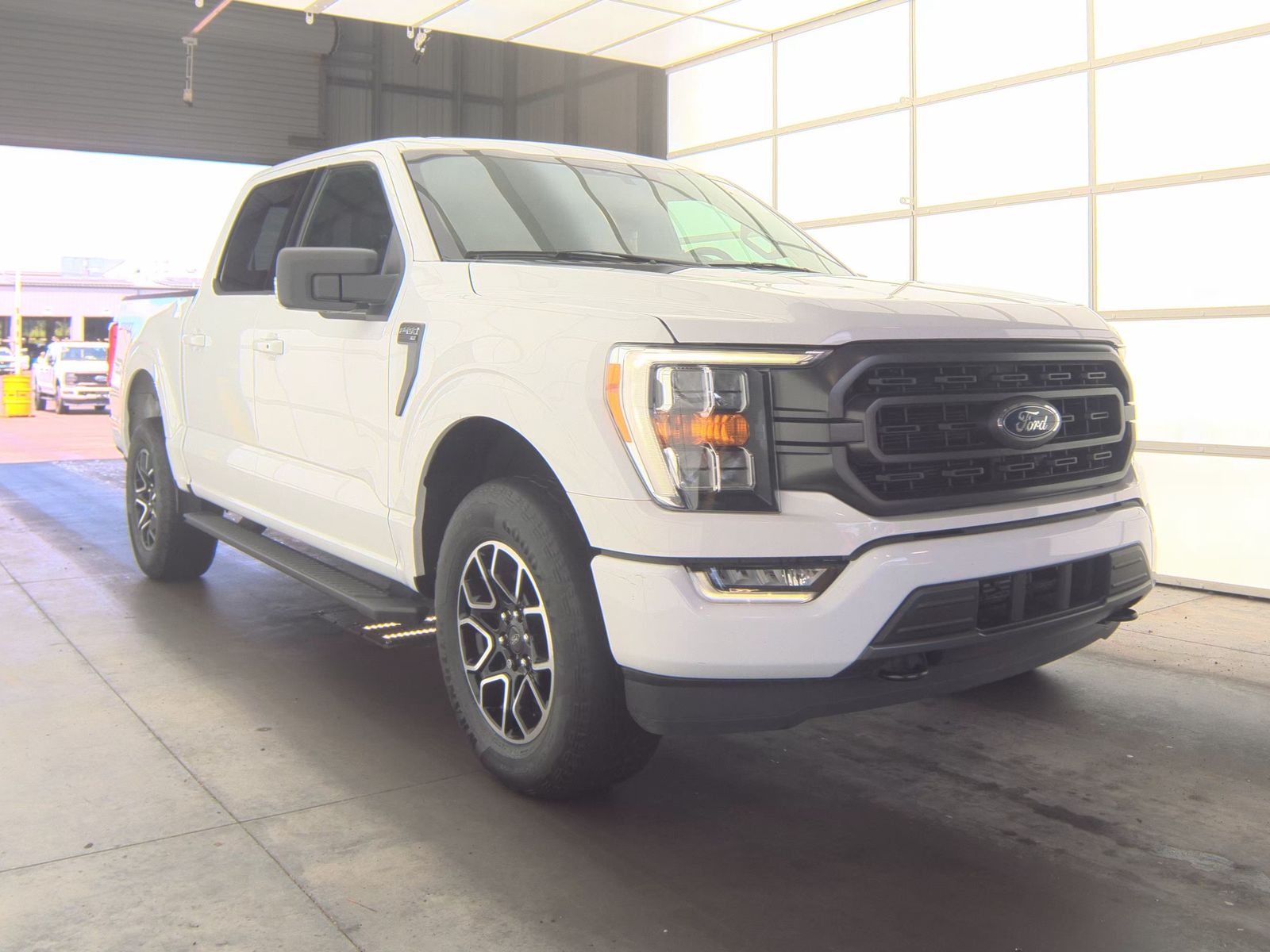 2023 Ford F-150 XLT AWD