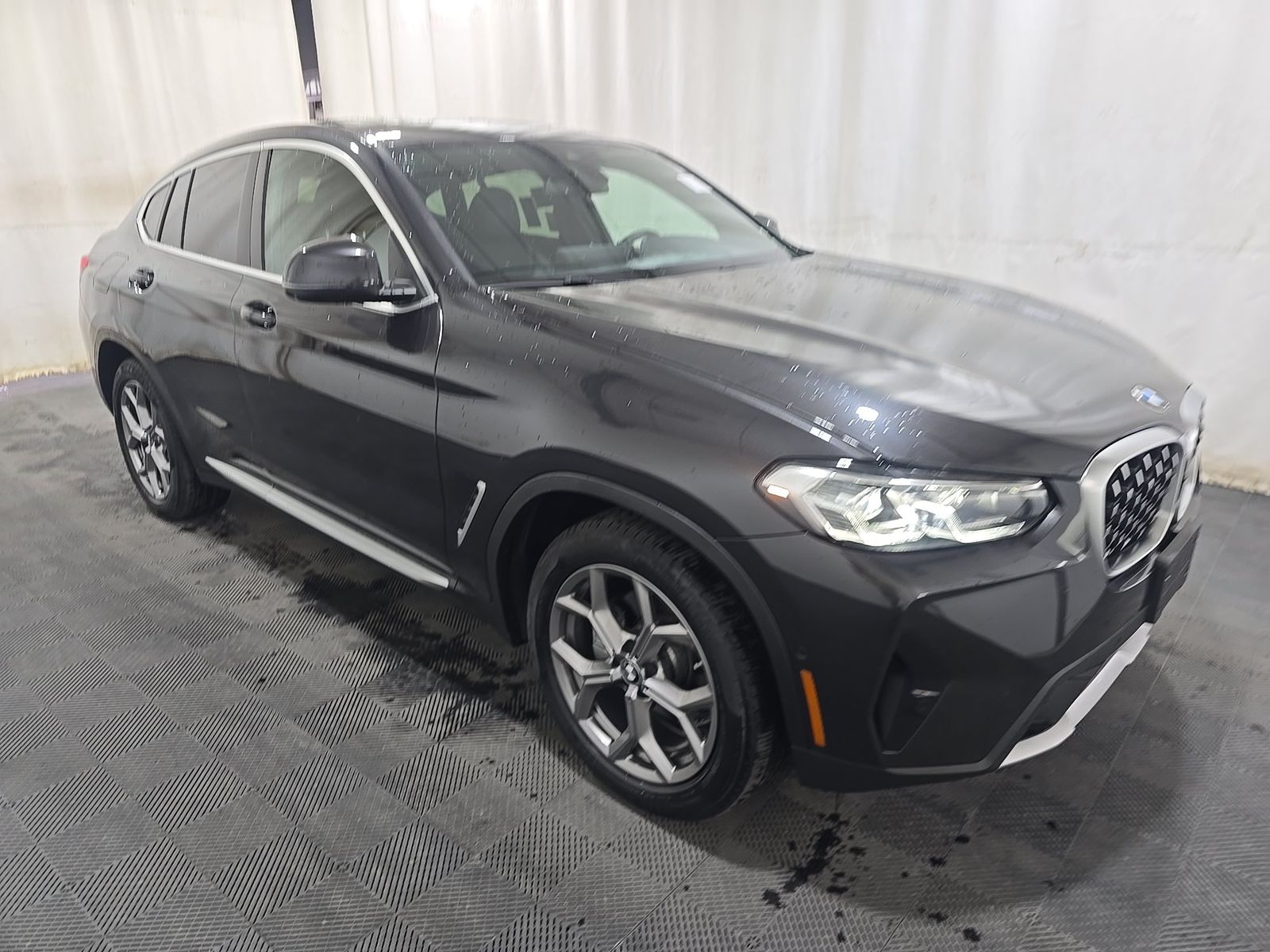 2023 BMW X4 xDrive30i AWD