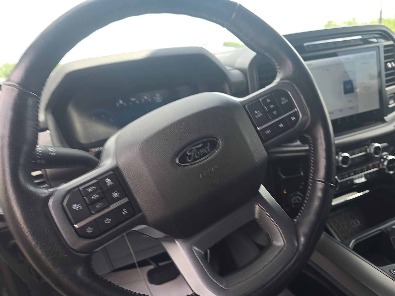 2024 Ford F-150 Hybrid Lariat AWD