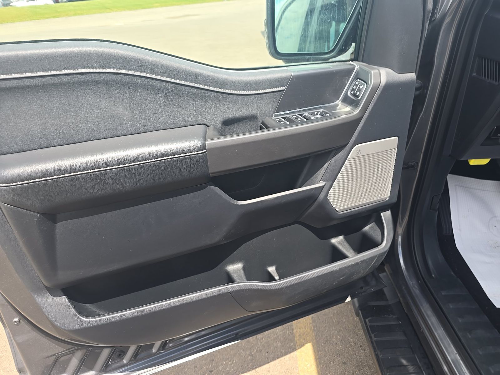 2024 Ford F-150 Hybrid Lariat AWD