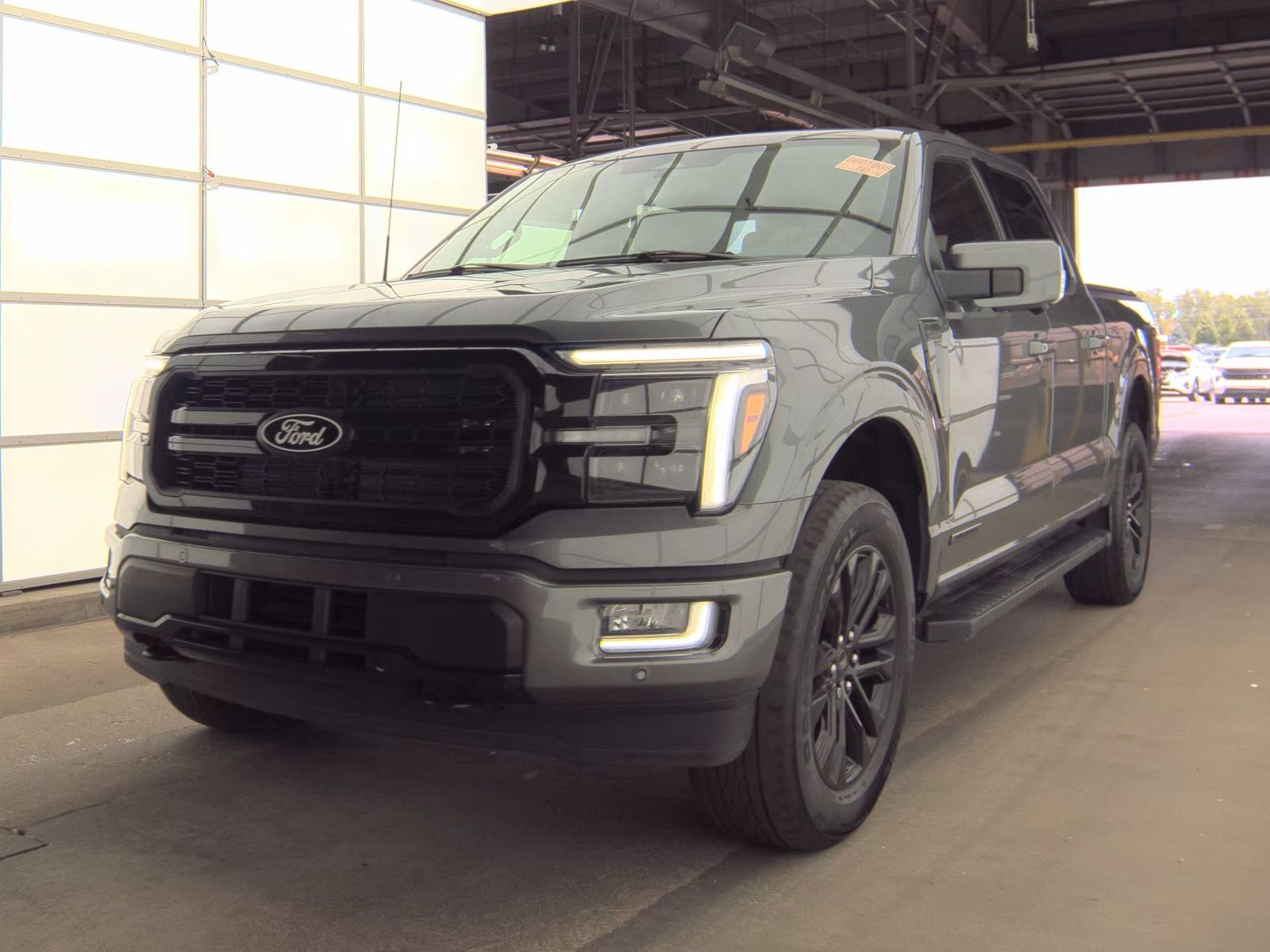 2024 Ford F-150 Hybrid Lariat AWD