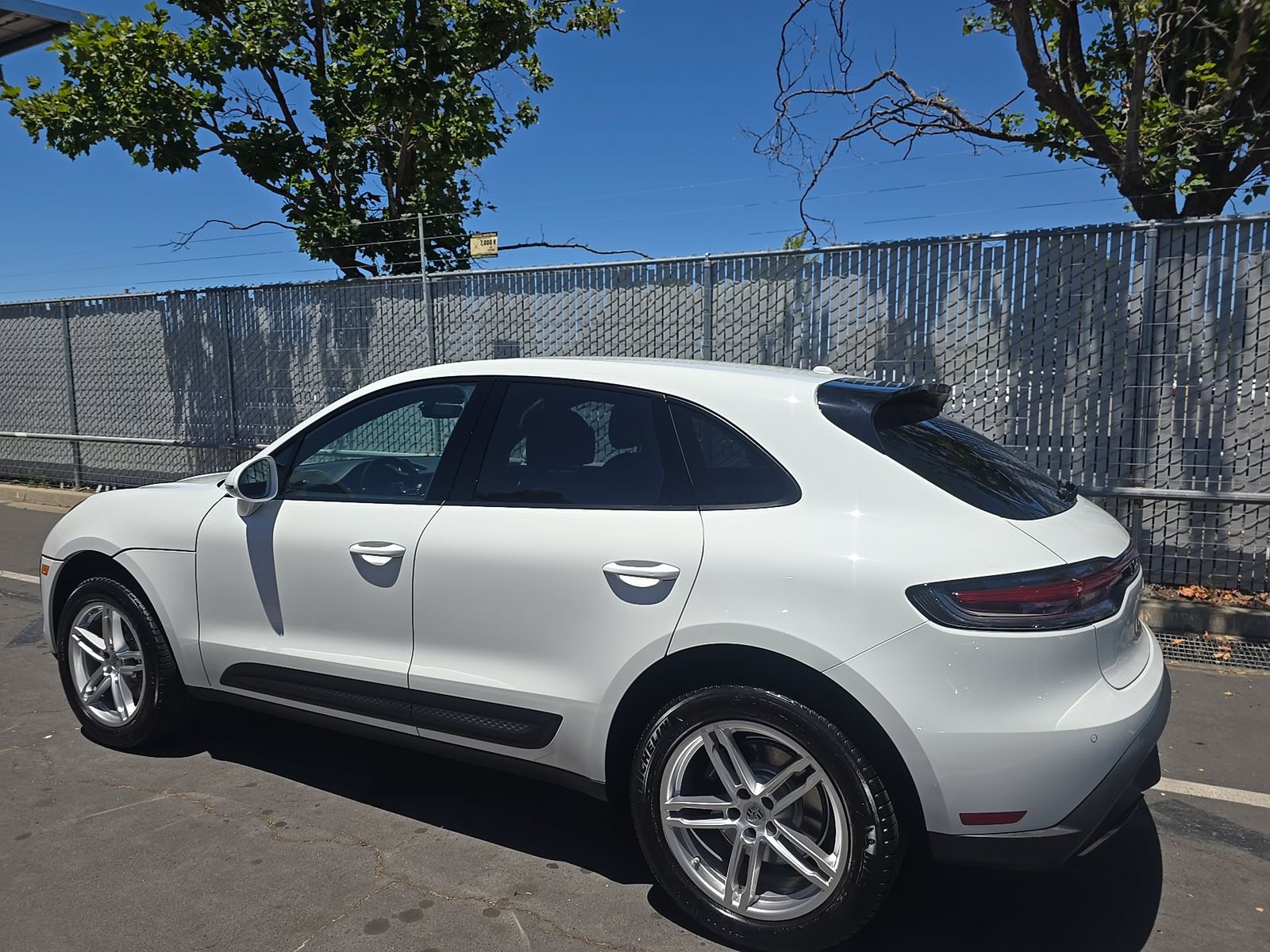 2024 Porsche Macan Base AWD