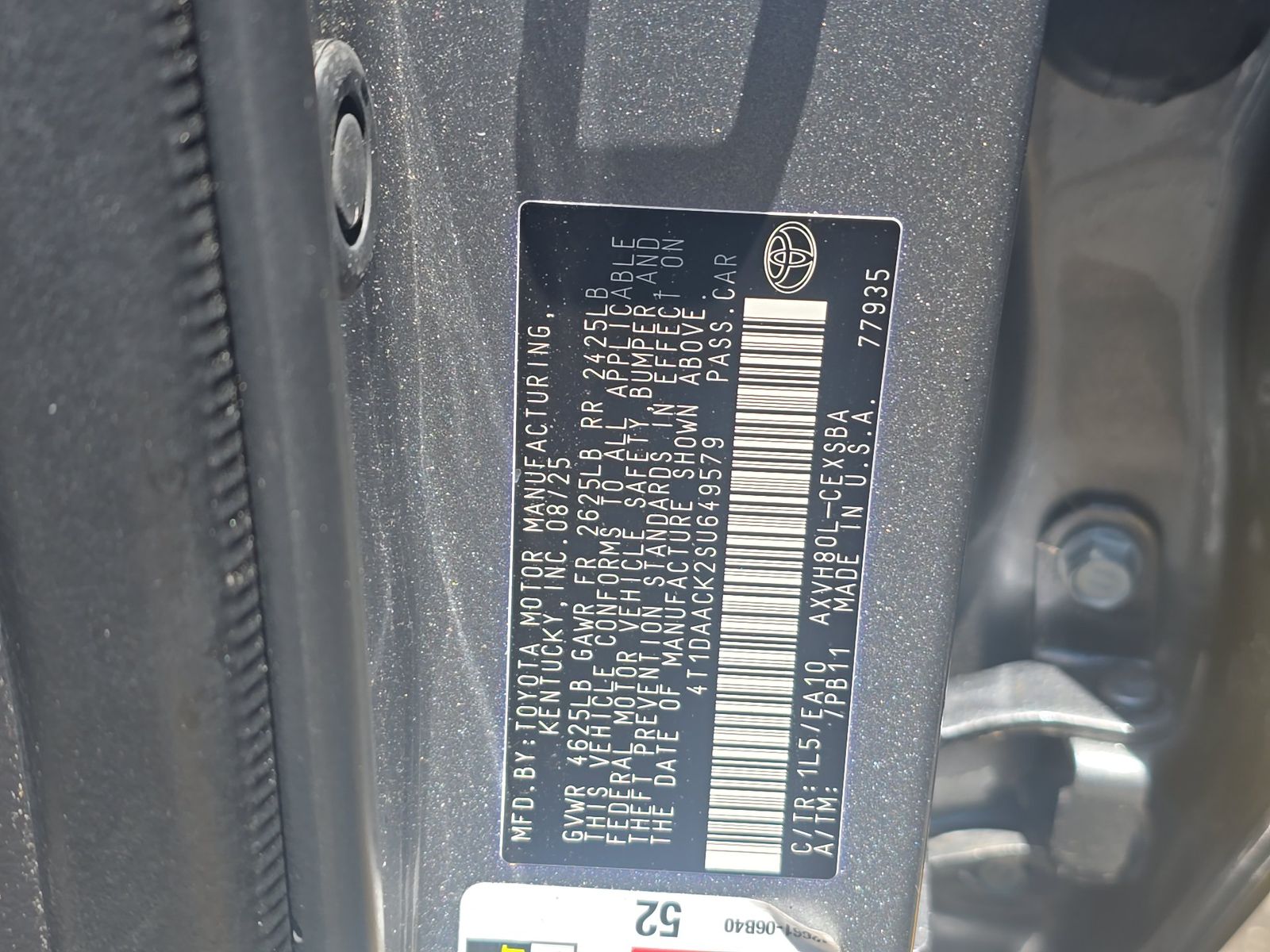 2025 Toyota Camry SE FWD