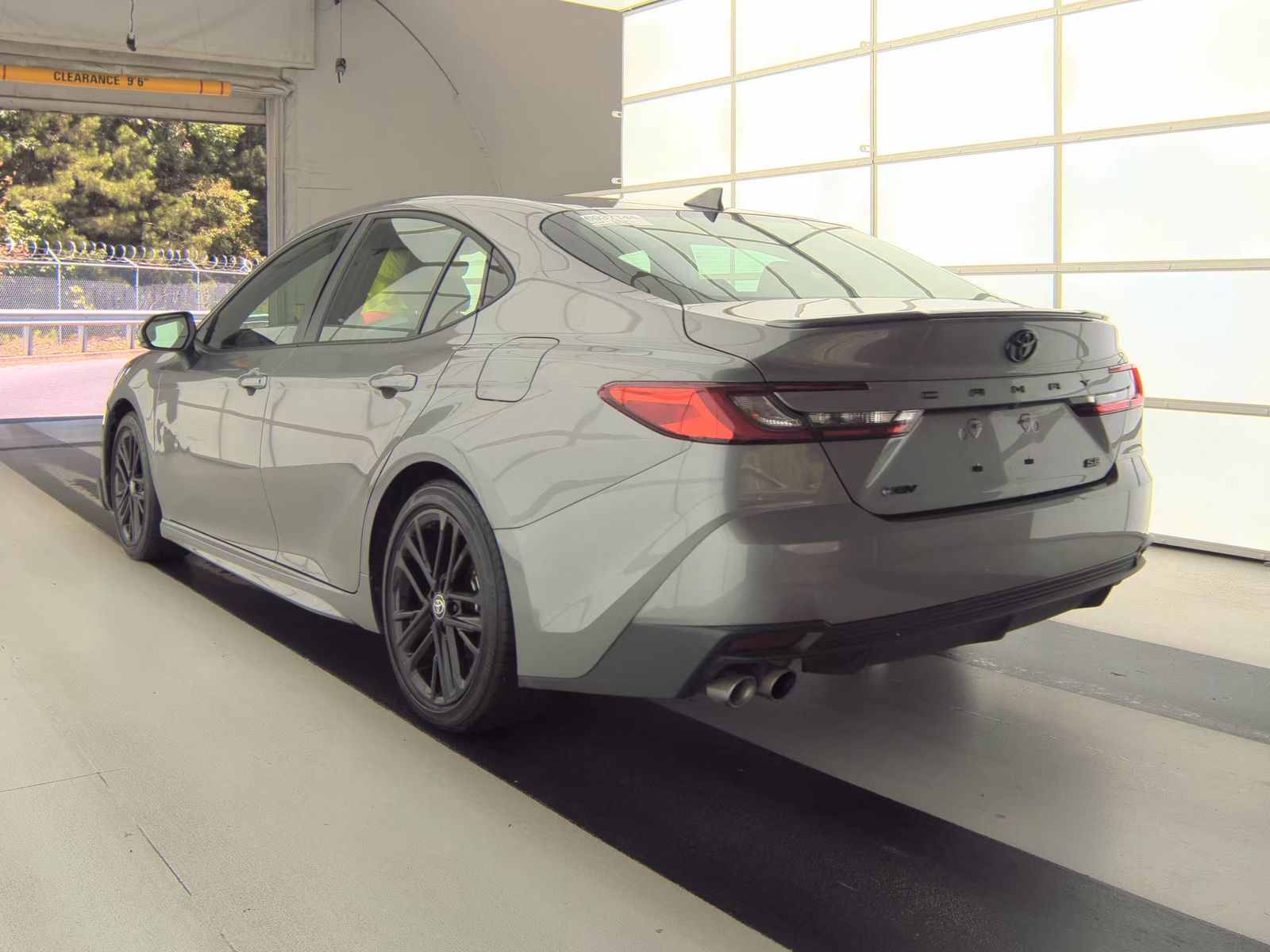 2025 Toyota Camry SE FWD