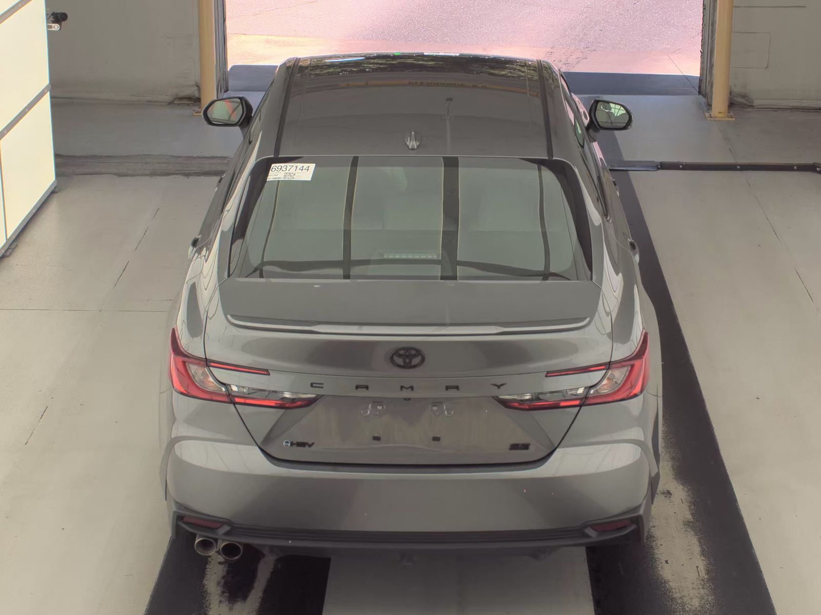 2025 Toyota Camry SE FWD