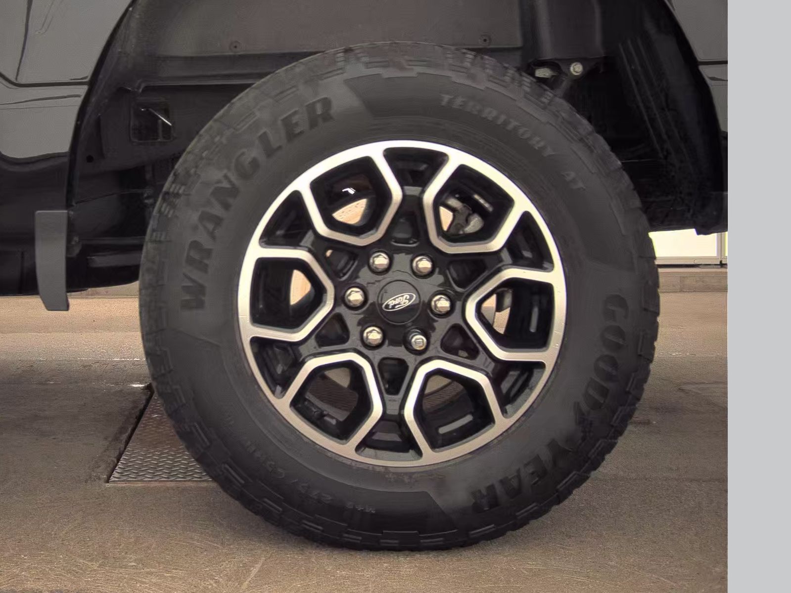 2023 Ford F-150 XLT AWD