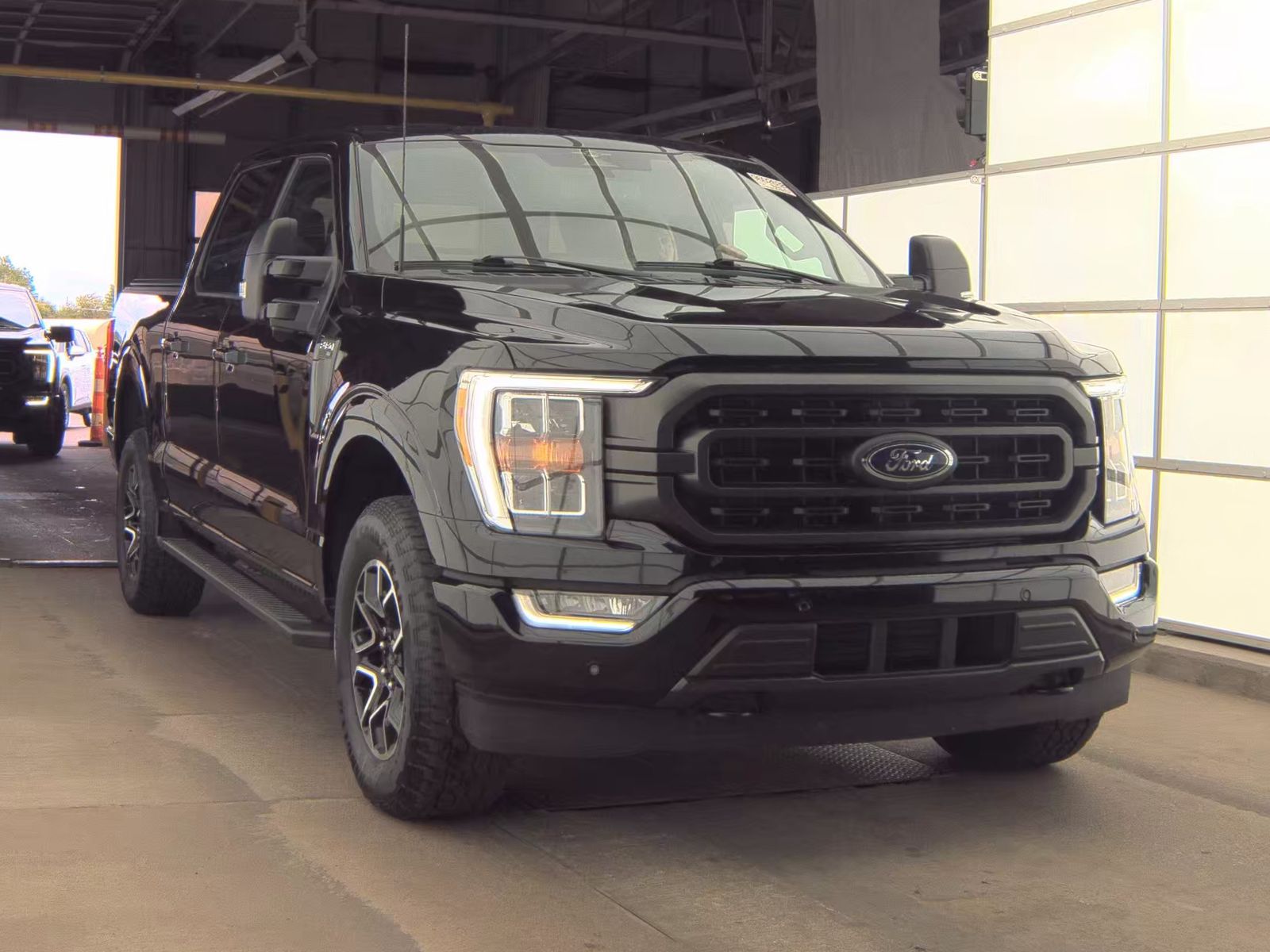 2023 Ford F-150 XLT AWD