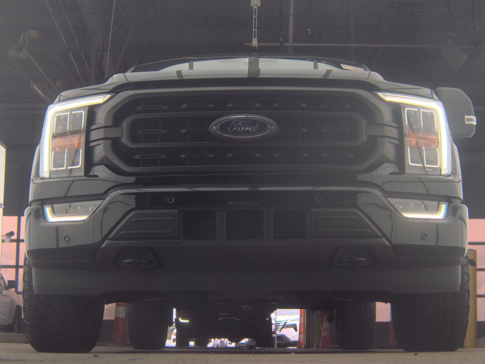 2023 Ford F-150 XLT AWD