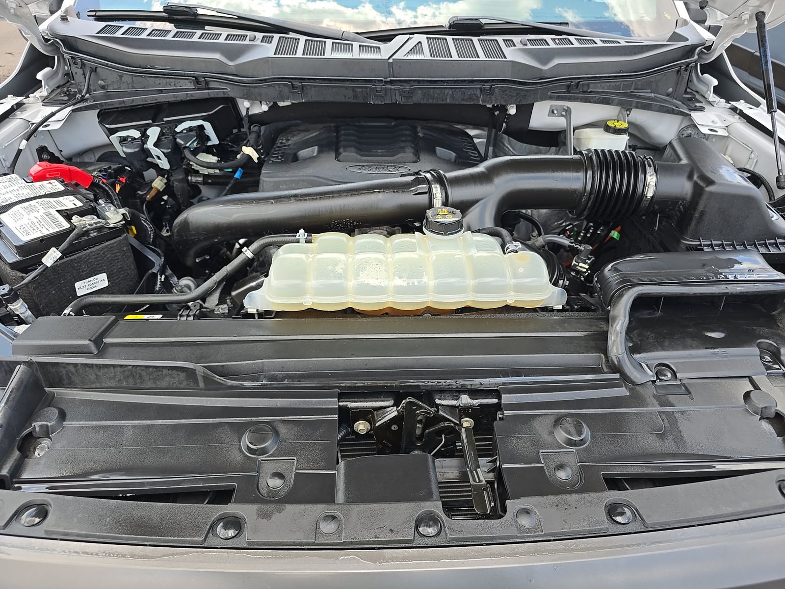2023 Ford F-150 XLT AWD