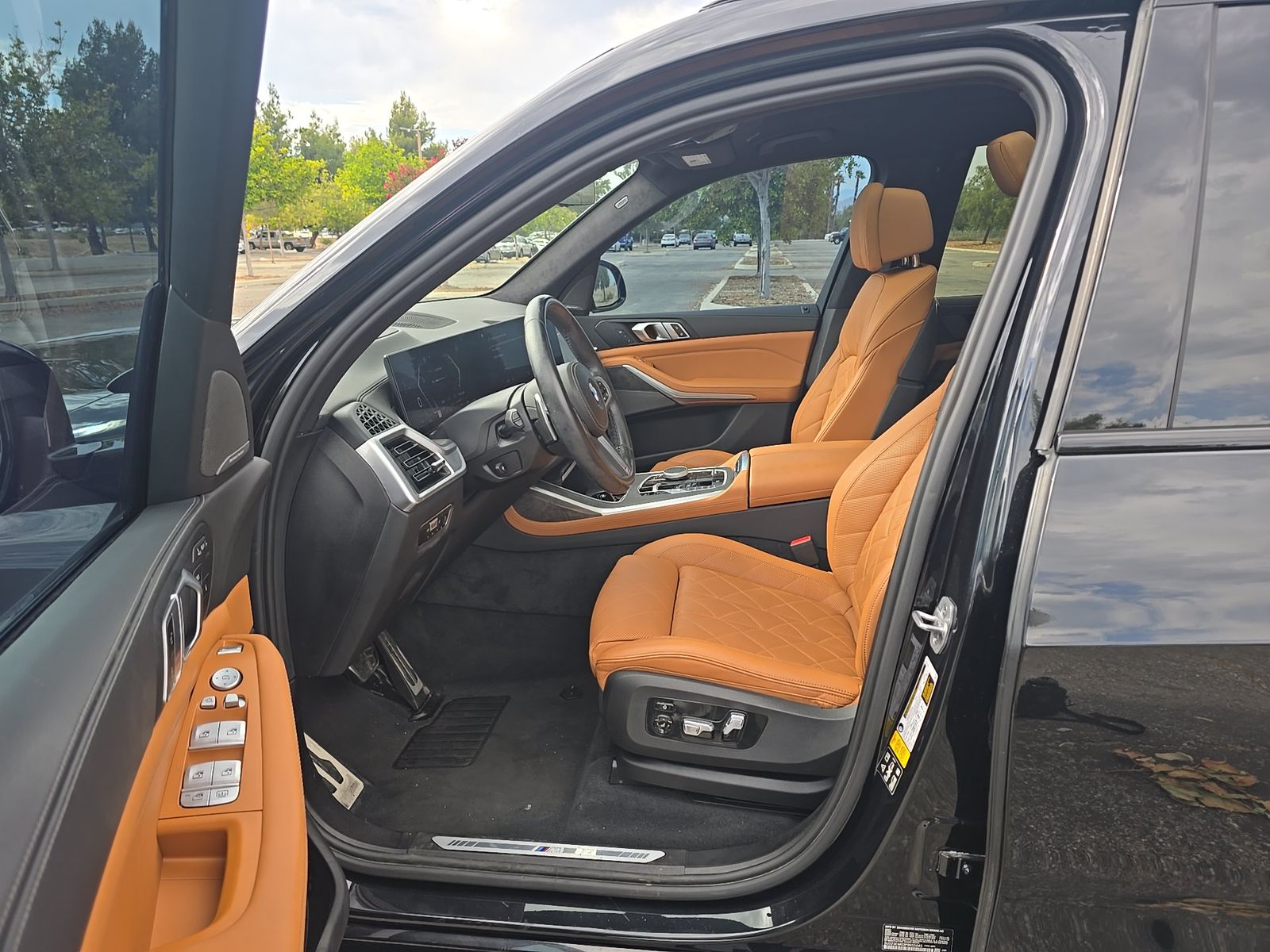 2023 BMW X7 xDrive40i AWD