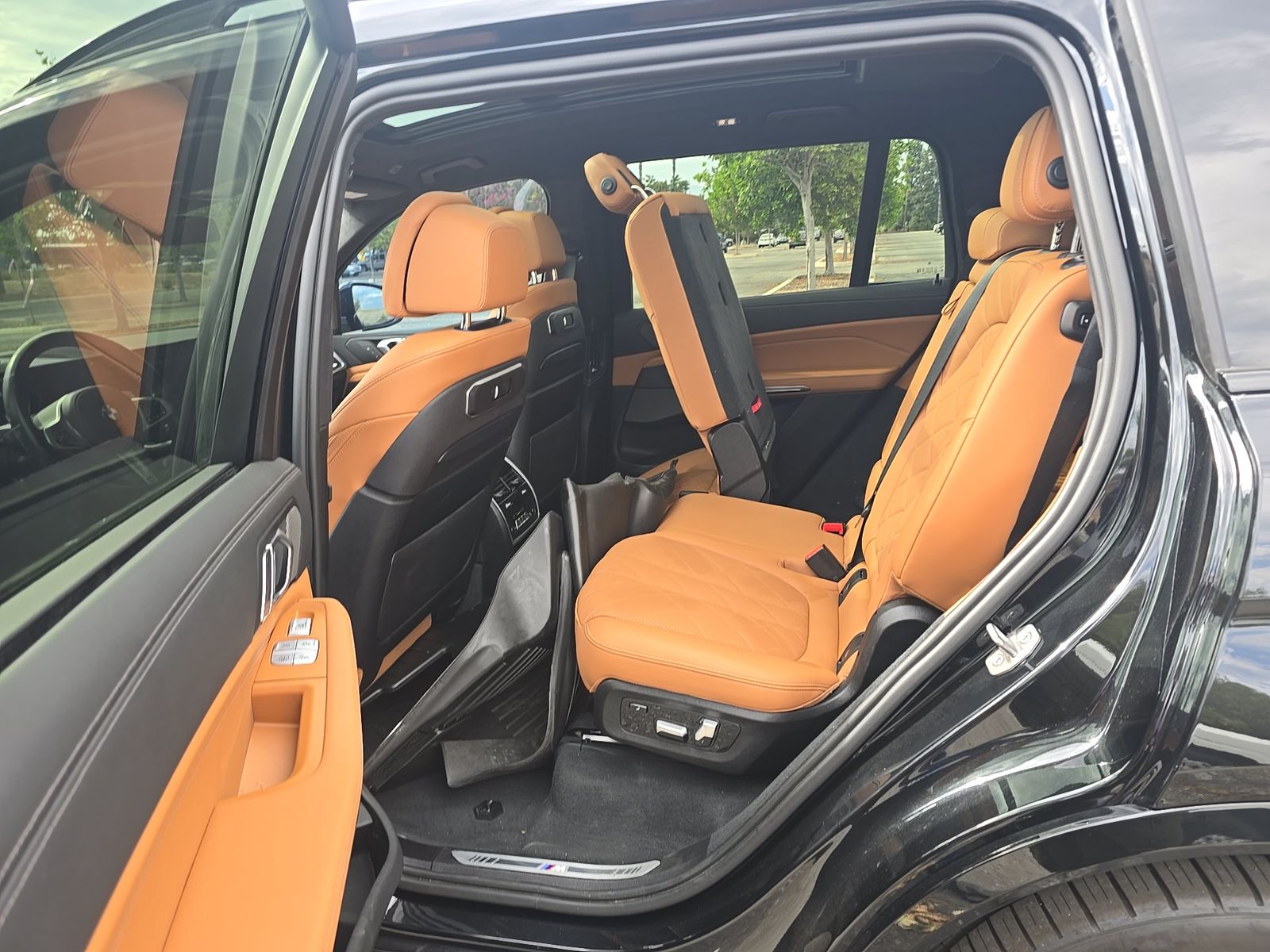 2023 BMW X7 xDrive40i AWD