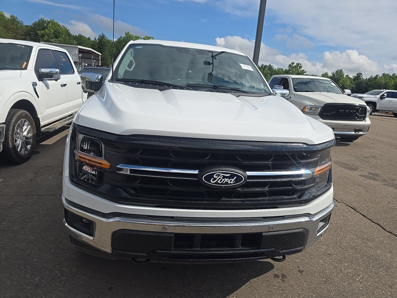 2024 Ford F-150 XLT AWD