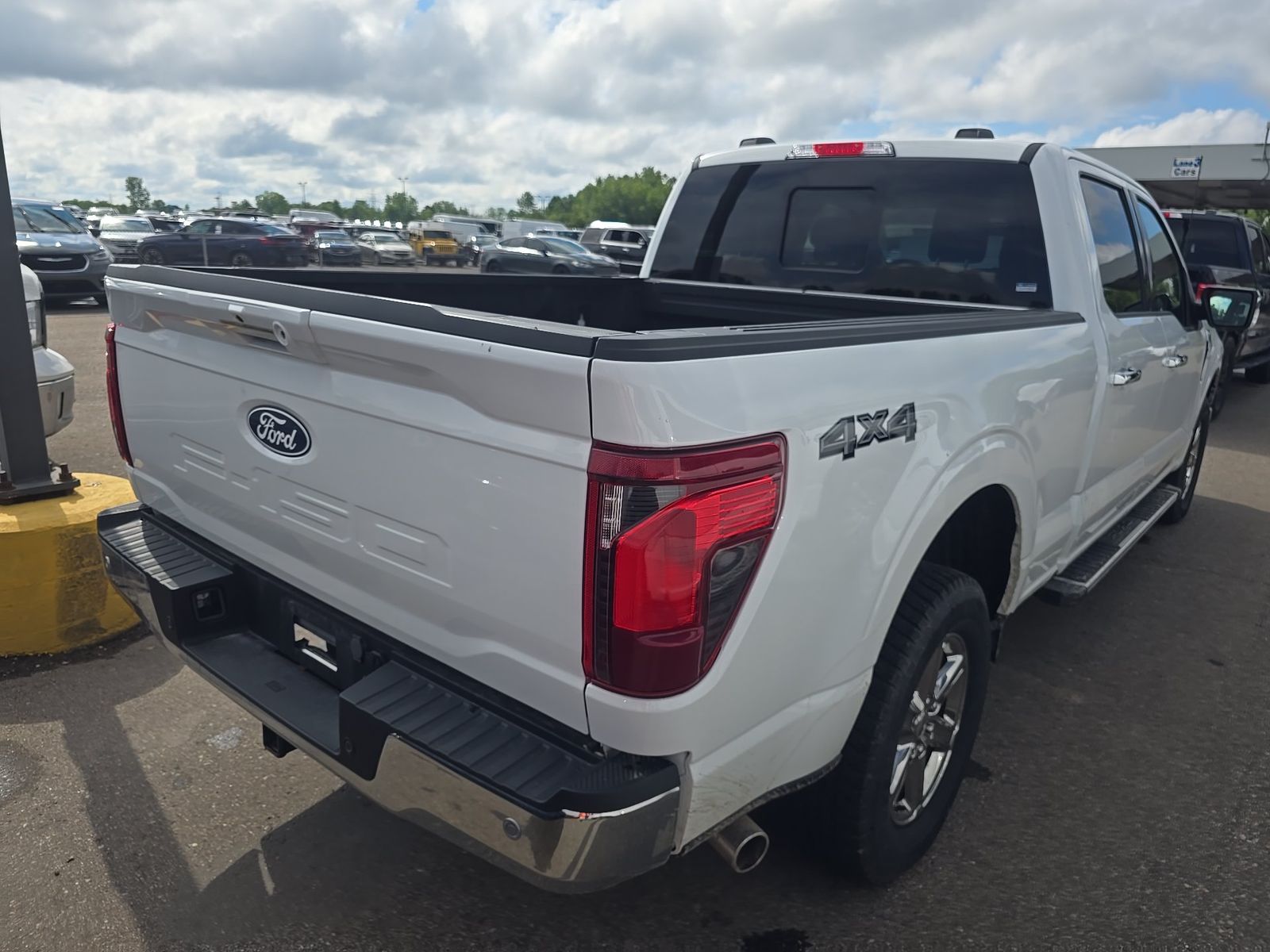 2024 Ford F-150 XLT AWD