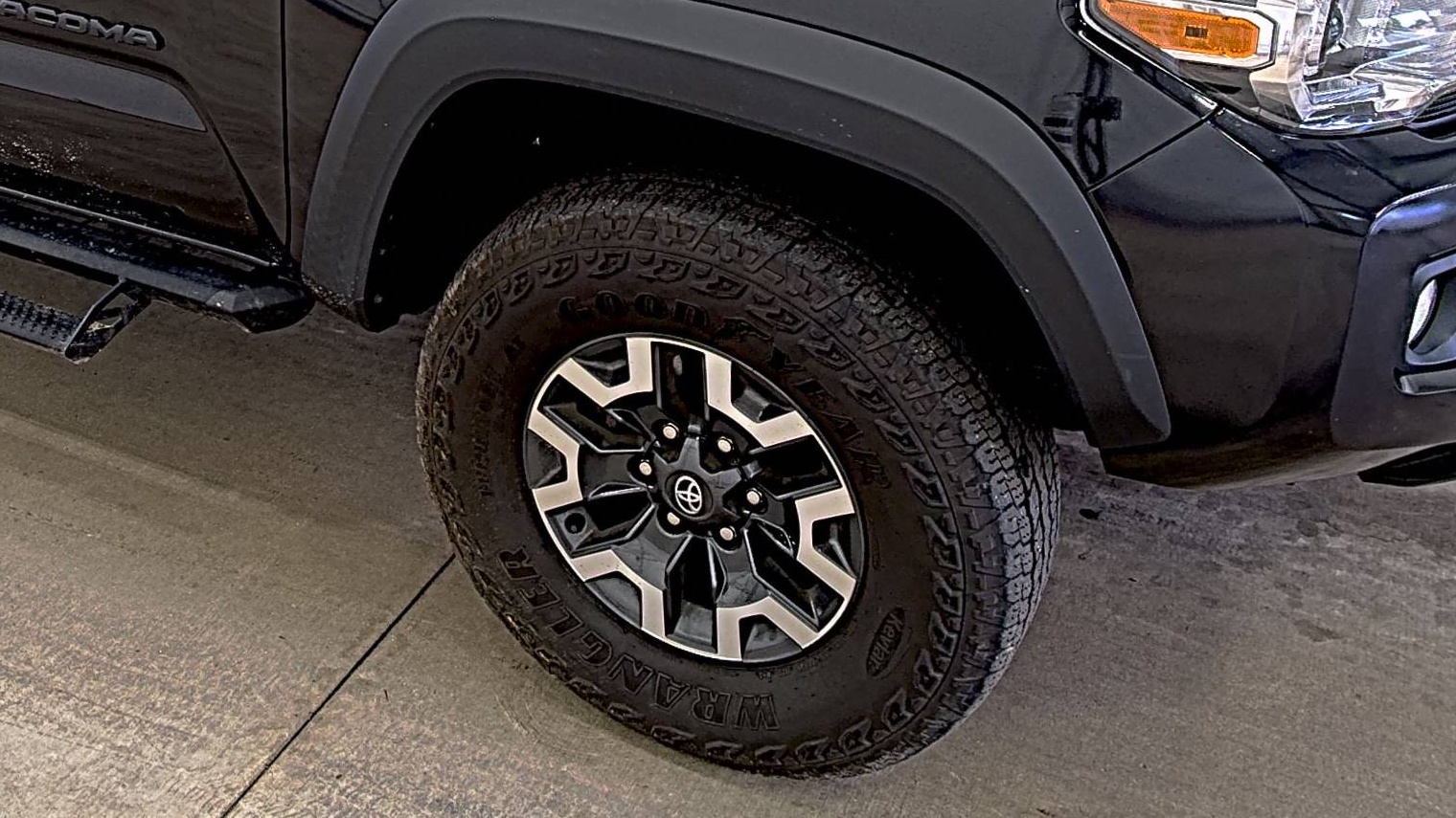2023 Toyota Tacoma TRD Off-Road AWD