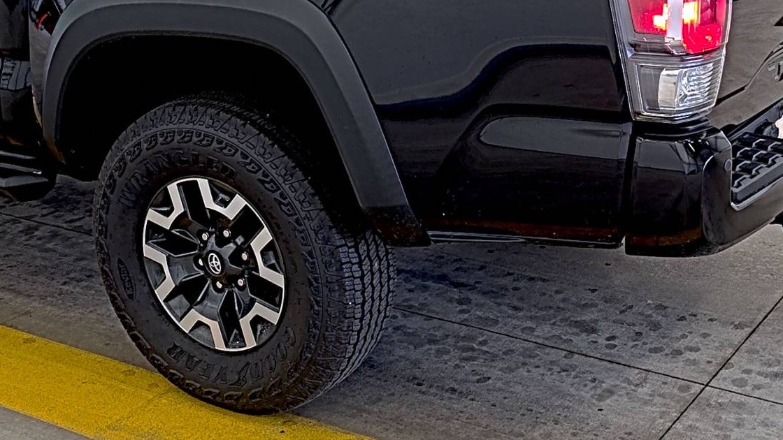 2023 Toyota Tacoma TRD Off-Road AWD