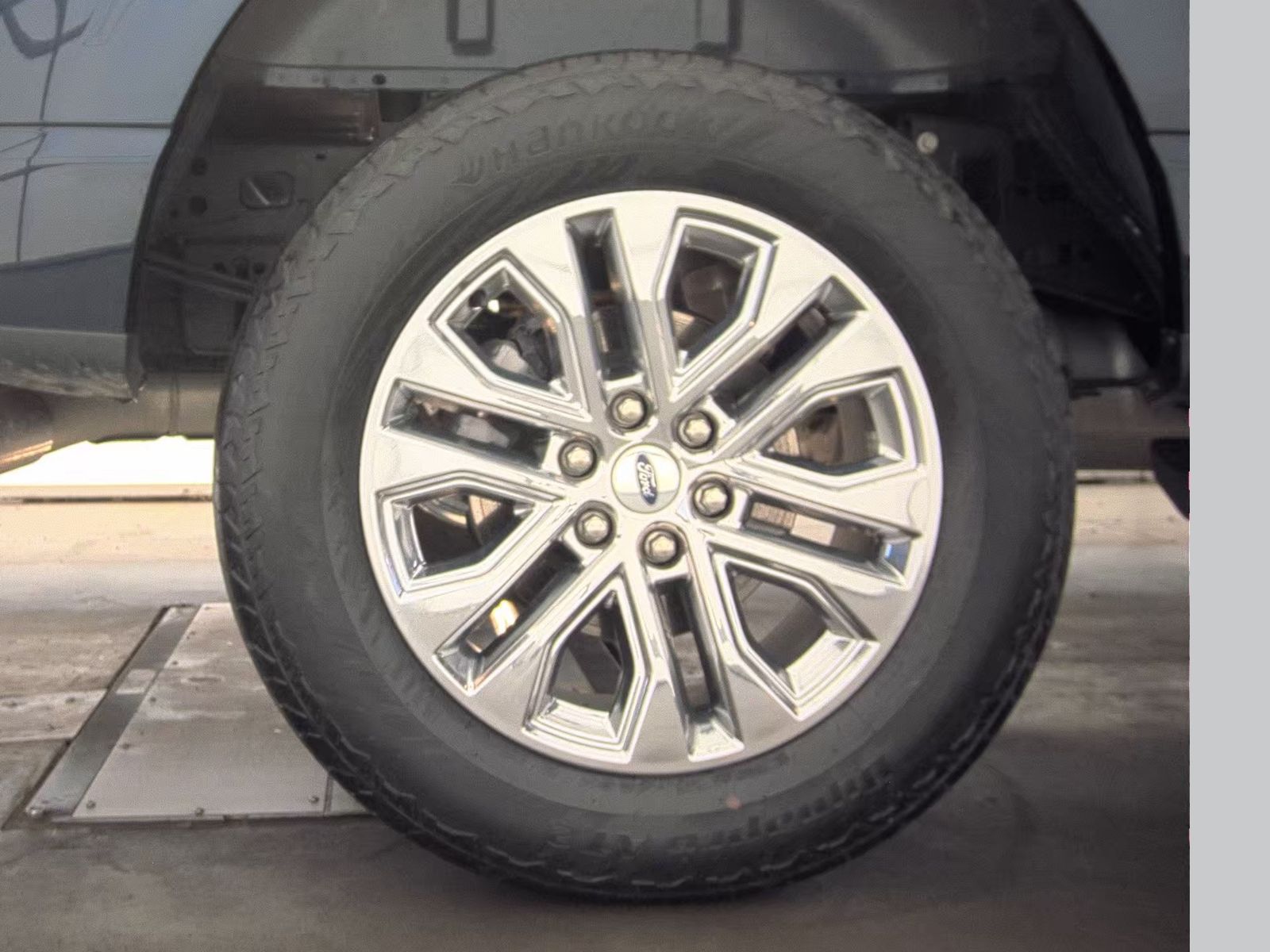 2025 Ford F-150 Hybrid Lariat AWD