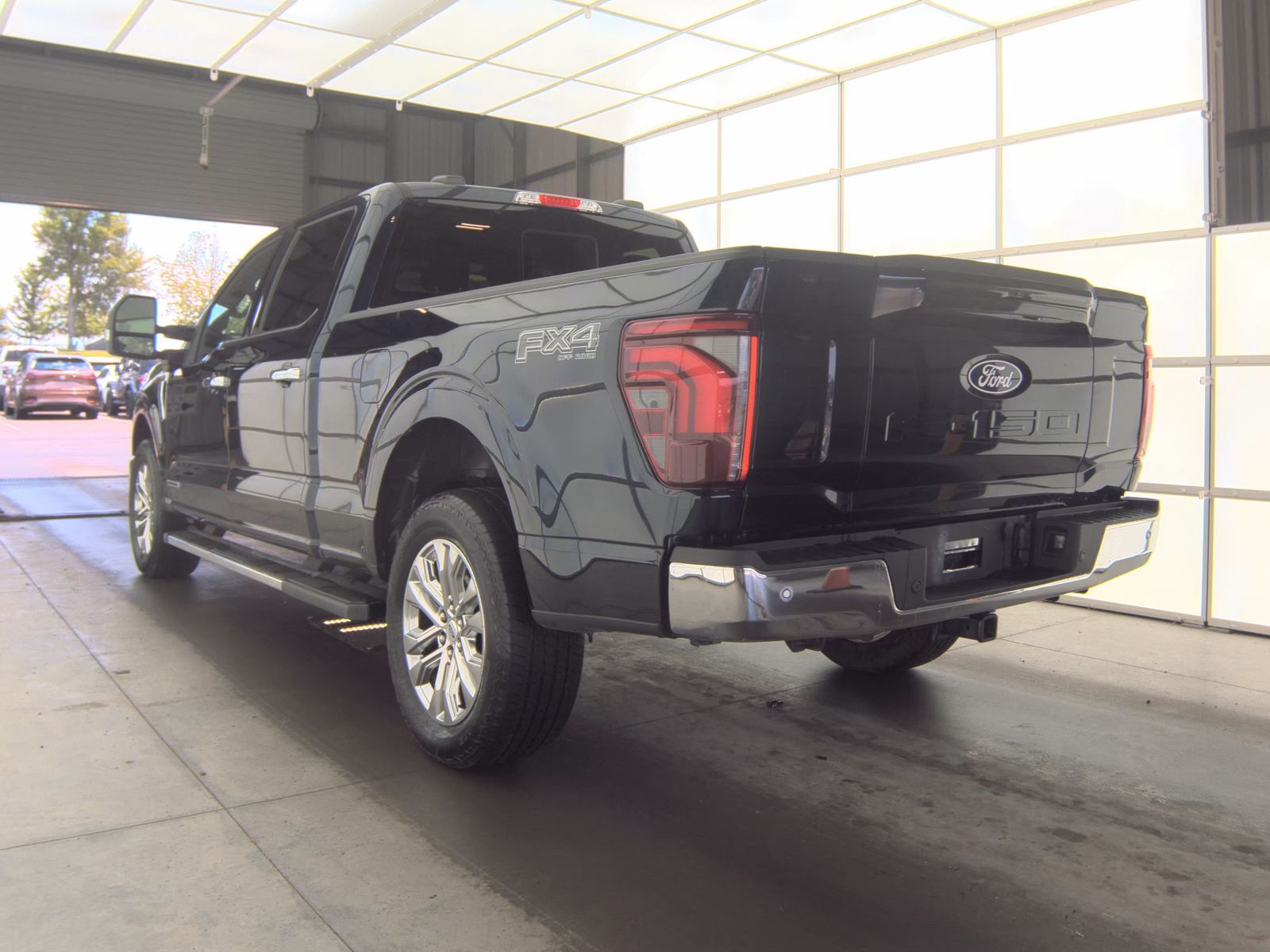 2025 Ford F-150 Hybrid Lariat AWD