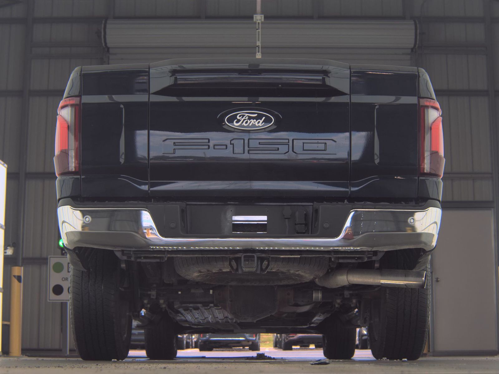 2025 Ford F-150 Hybrid Lariat AWD
