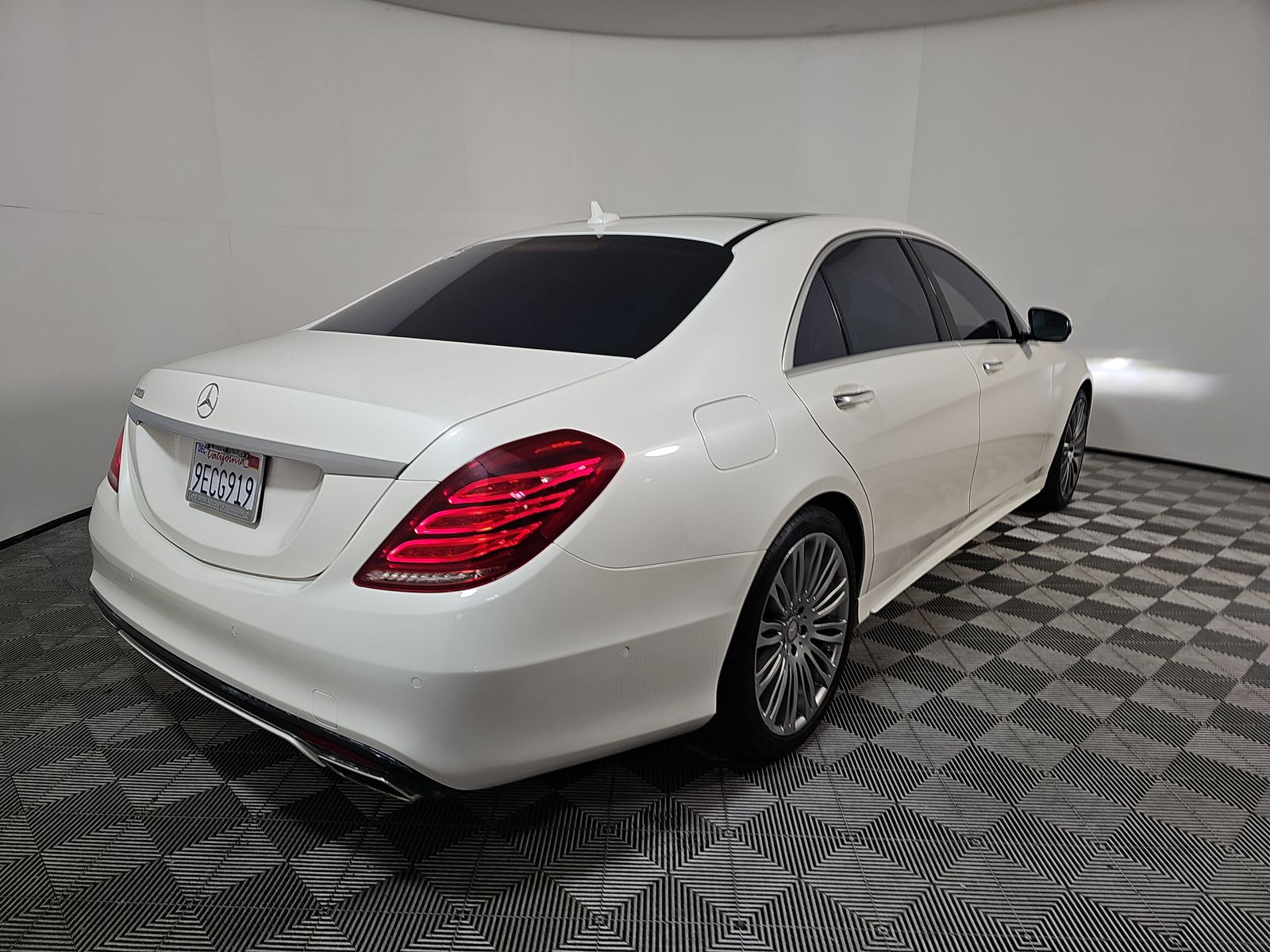 2016 Mercedes-Benz S-Class S 550 RWD