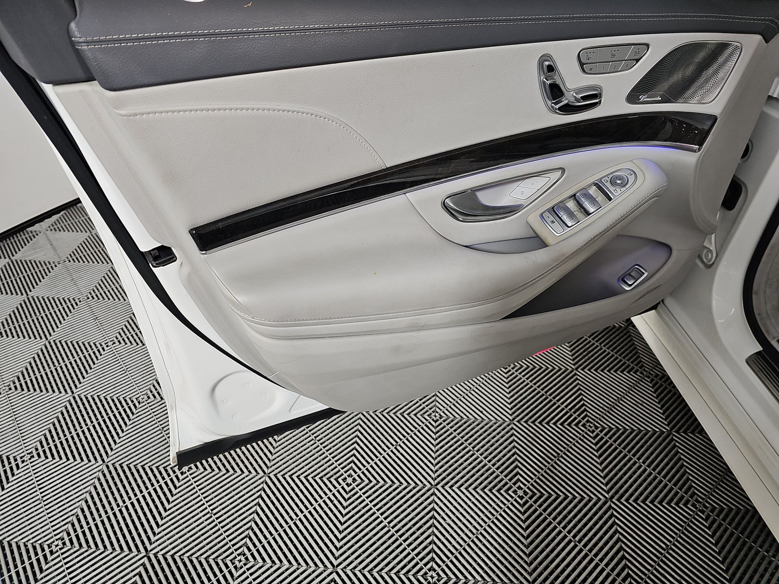 2016 Mercedes-Benz S-Class S 550 RWD