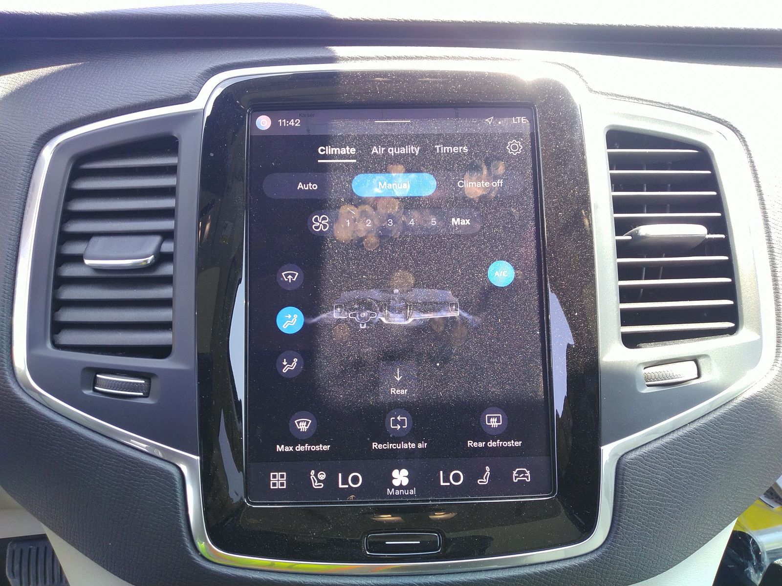 2024 Volvo XC90 B5 Core AWD